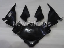 Carica l&#39;immagine nel visualizzatore di Gallery, White and Black Factory Style - GSX-R600 06-07 Fairing Kit