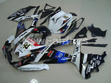 Carica l'immagine nel visualizzatore di Gallery, White and Blue Black Dark Dog - GSX-R600 08-10 Fairing Kit