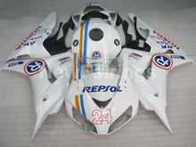 Carica l&#39;immagine nel visualizzatore di Gallery, White and Blue Repsol - CBR1000RR 06-07 Fairing Kit -