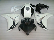 Carica l&#39;immagine nel visualizzatore di Gallery, White and Matte Black Factory Style - CBR1000RR 08-11