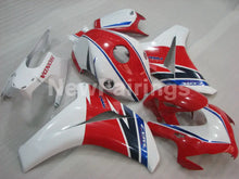 Carica l&#39;immagine nel visualizzatore di Gallery, White Red and Blue Factory Style - CBR1000RR 08-11 Fairing