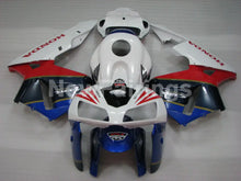 Carica l&#39;immagine nel visualizzatore di Gallery, White Red and Blue Factory Style - CBR600RR 05-06 Fairing