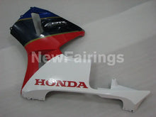 Carica l&#39;immagine nel visualizzatore di Gallery, White Red and Blue Factory Style - CBR600RR 05-06 Fairing