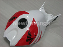 Carica l&#39;immagine nel visualizzatore di Gallery, White and Red Repsol - CBR1000RR 06-07 Fairing Kit -