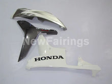 Carica l&#39;immagine nel visualizzatore di Gallery, White and Silver Factory Style - CBR600RR 07-08 Fairing Kit