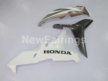 Carica l&#39;immagine nel visualizzatore di Gallery, White and Silver Factory Style - CBR600RR 07-08 Fairing Kit