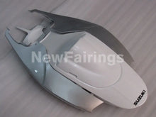 Carica l&#39;immagine nel visualizzatore di Gallery, White Silver Factory Style - GSX-R750 06-07 Fairing Kit