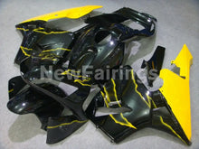 Carica l&#39;immagine nel visualizzatore di Gallery, Yellow and Black No decals - CBR600RR 03-04 Fairing Kit -